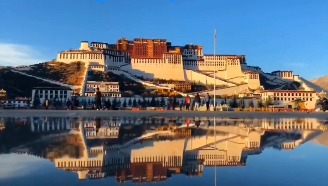 秀一下拍照技巧，西藏自治区雄伟壮观的拉萨市布达拉宫欢迎您！ [s-17] 